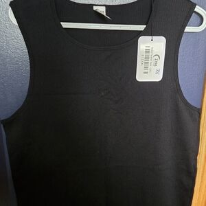 Zyia Black Parallel Sleeveless Top. XXXL